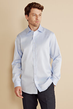%100 Pamuk  Klasik Yaka Regular Fit Gabardin Doku Non Iron Gömlek - Mavi (görsel 2)