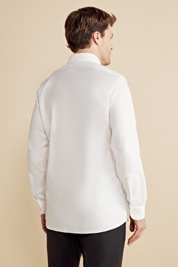 %100 Pamuk  Klasik Yaka Slim Fit Balıksırtı Non Iron Gömlek - Beyaz (görsel 5)