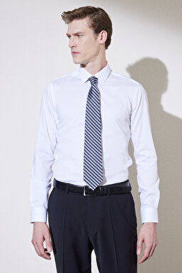 Slim Fit Dar Kesim Klasik Yaka %100 Pamuk Gömlek - Beyaz