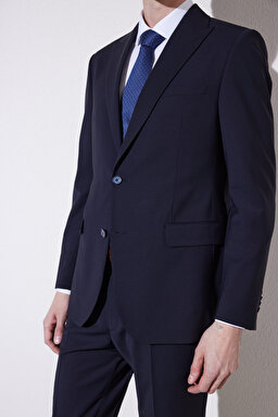 Slim Fit Dar Kesim Sivri Yaka Takım Elbise - Lacivert (görsel 7)