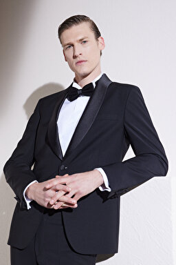 Slim Fit Dar Kesim Şal Yaka Cepli Smokin Takım - Siyah