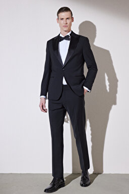 Slim Fit Dar Kesim Sivri Yaka Smokin Takım - Siyah (görsel 2)