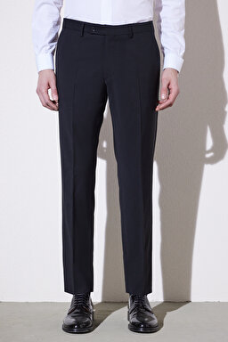 Slim Fit Dar Kesim Sivri Yaka Smokin Takım - Siyah (görsel 7)