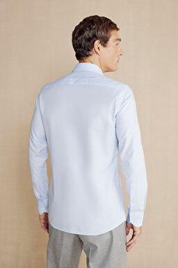 %100 Pamuk Düğmeli Yaka Slim Fit Gömlek - Açık Mavi (görsel 5)