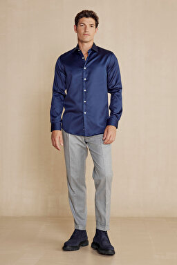 %100 Pamuk Saten İtalyan Yaka Slim Fit Gömlek - Lacivert (görsel 3)