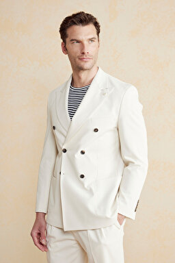 Sivri Yaka Torba Cep Slim Fit Kruvaze Ceket - Ekru