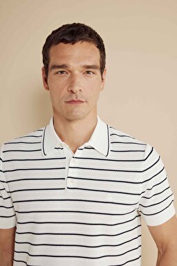 Polo Yaka Çizgili Kısa Kol Rayon Kazak - Kırık Beyaz-Lacivert (görsel 5)