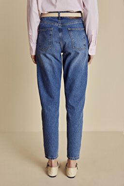 %100 Pamuk Yüksek Bel Slim Mom Fit Denim Pantolon - Mavi (görsel 4)