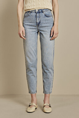 %100 Pamuk Yüksek Bel Slim Mom Fit Denim Pantolon - Açık Mavi (görsel 3)