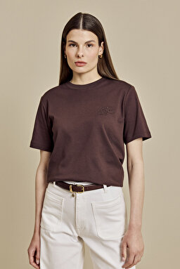 %100 Pamuk Bisiklet Yaka Eva Nakışlı T-shirt - Acı Kahverengi