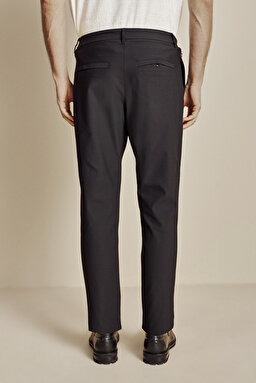 Gizli Cep Detaylı Regular Fit Performans Pantolon - Siyah (görsel 5)