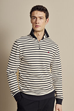 %100 Pamuk Bato Yaka Patchli Sweatshirt - Lacivert-Beyaz
